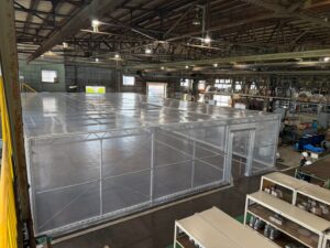 暑さ・粉塵・虫の侵入対策に｜工場内環境改善商材のご案内